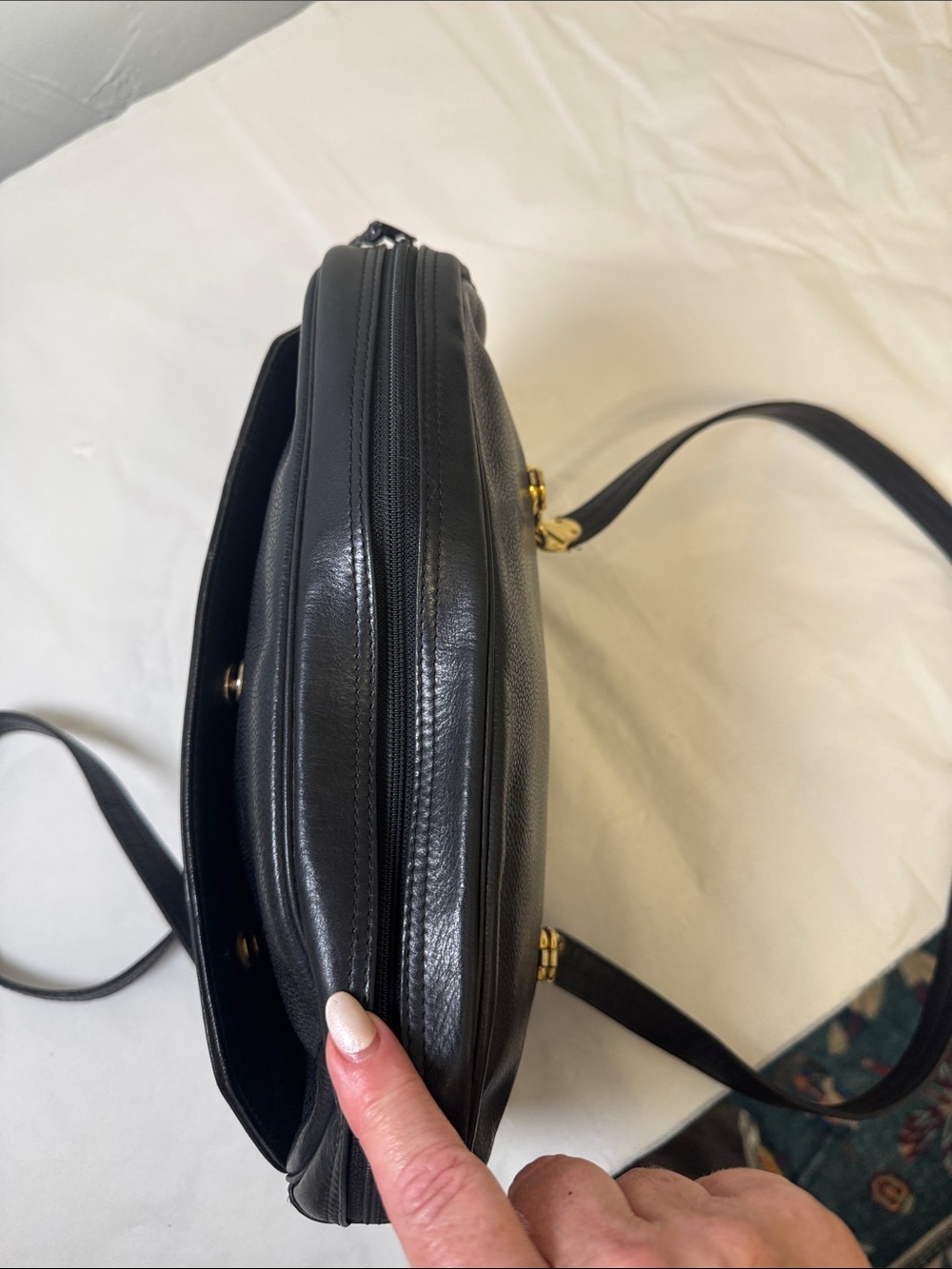 Christian Dior Black Leather Shoulder Bag with CD Gold Chain Accents - Picture 8 of 16